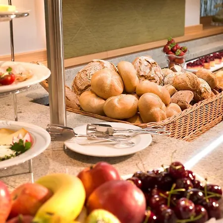 Szálloda Tauernblick 3*