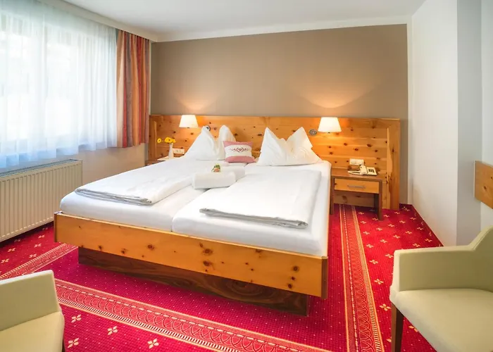 Hotel Tauernblick 3*